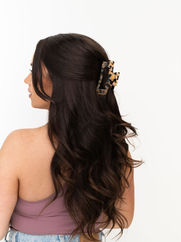 Light Tortoise Claw Clip size: Next Level in long brown hair